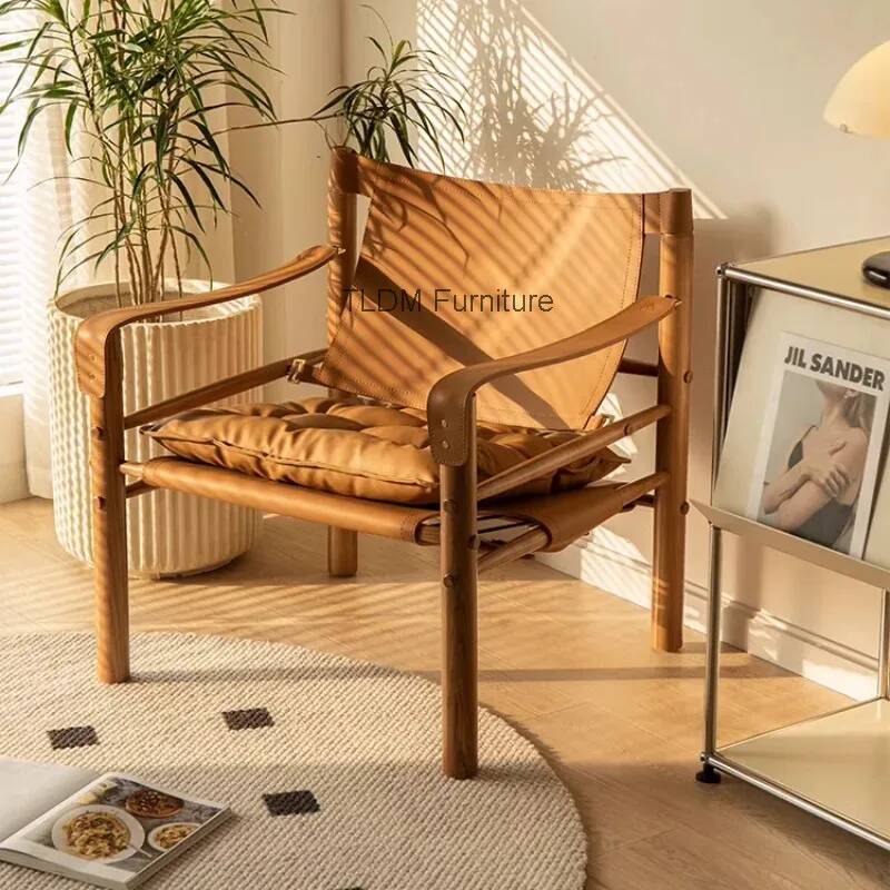 Photography Lighting At Home - Скандинавское ретро-кресло из массива дерева для